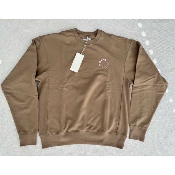 7 Days Active Women's Monday Sweatshirt in Dune, Size Small NWT - Picture 7 of 9